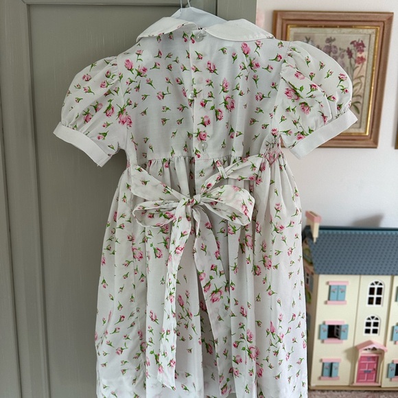 Smocked vintage rose embroidered print dress - Picture 7 of 8